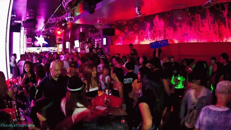 Noćni klub nesanice u Pattayi