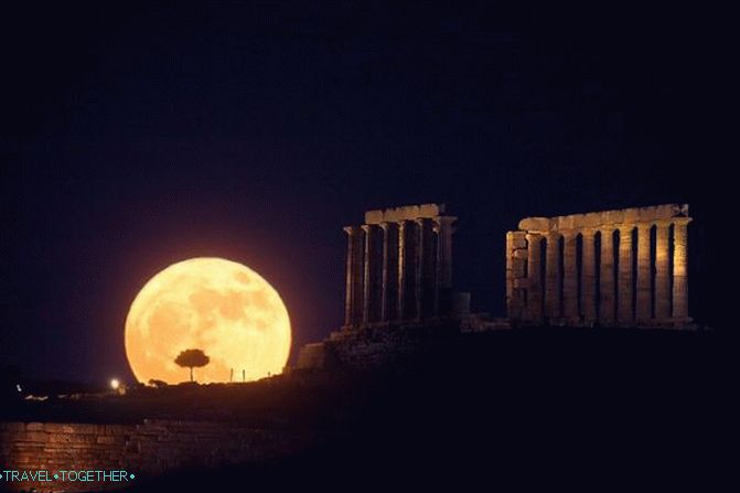 Rt Sounion i Posejdonov hram