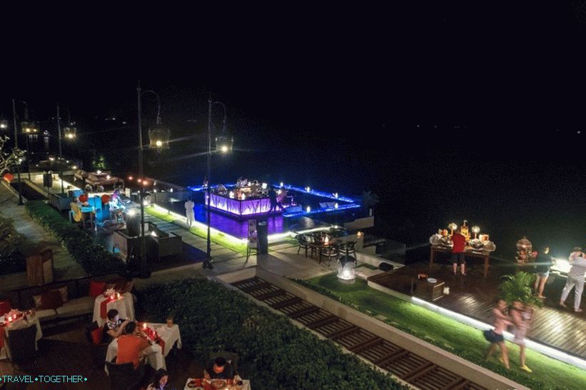 Air Bar u hotelu InterContinental - najbolje mjesto za izlazak na zalaske sunca na Samuiju