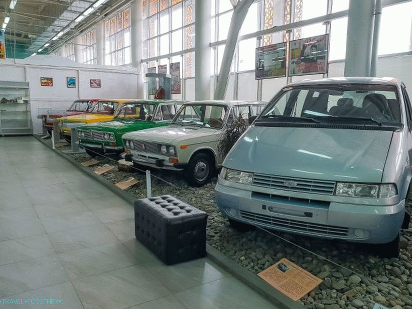 VAZ 2120