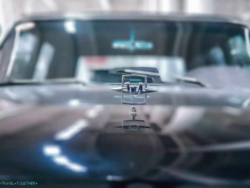 ZIL 117