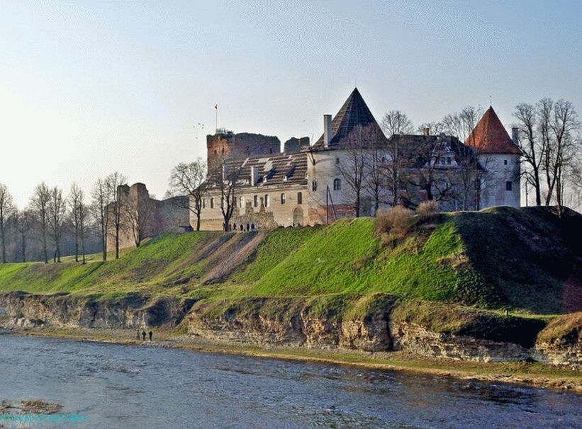 Dvorac Bausky