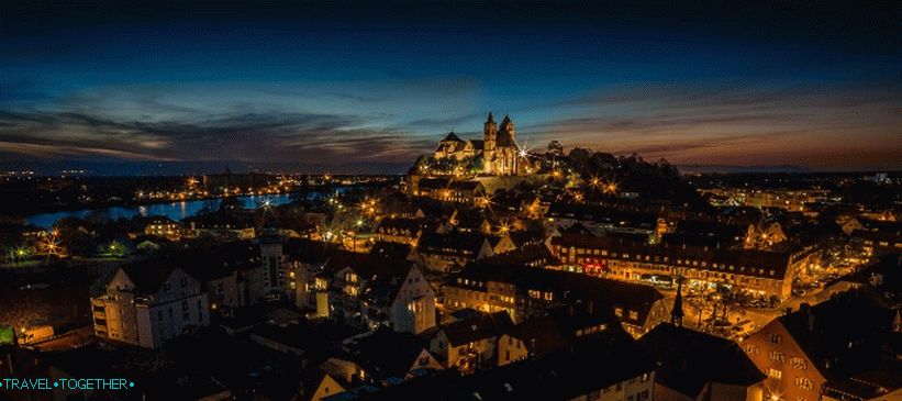 Brayzach am Rhein noću