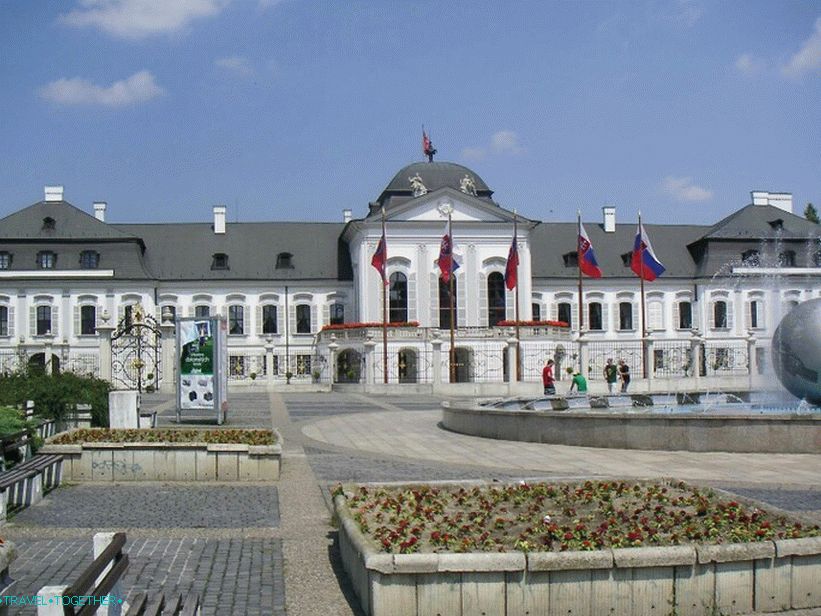 Palača Grashalkovich
