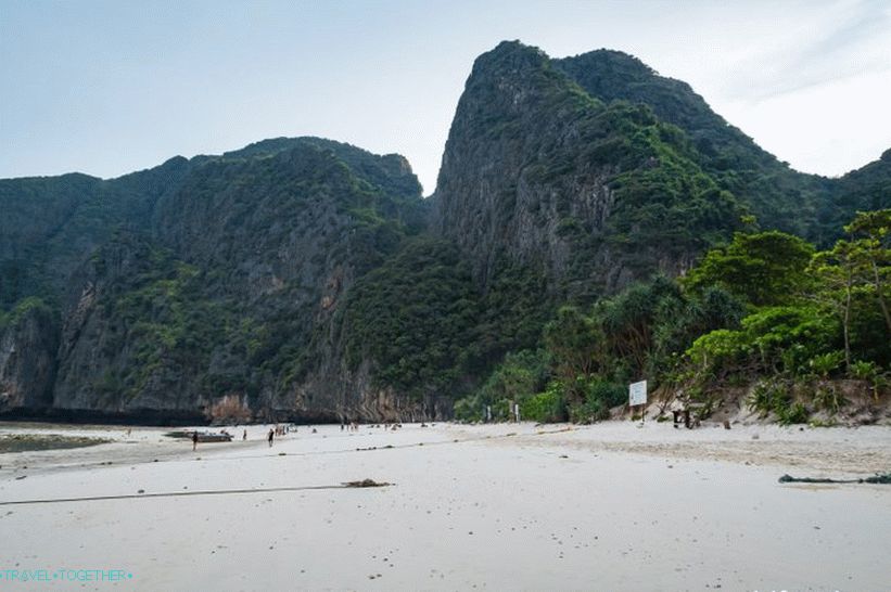 A ovdje je cijela plaža Maya Bay iz filma