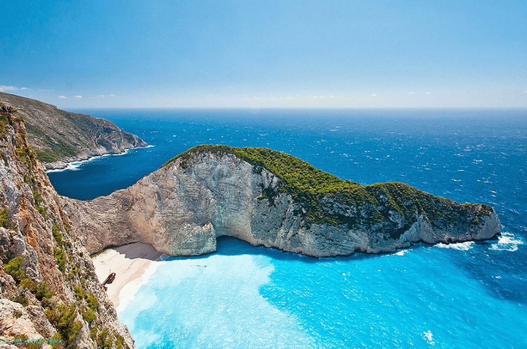 Zaljev Navagio: priča o najprepoznatljivijoj plaži u Grčkoj