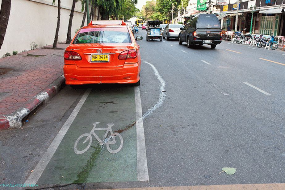 U Bangkoku postoje čak i biciklističke staze