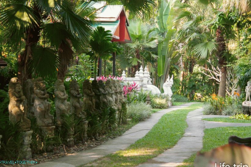 Dusit Dhewa - kulturni centar na Koh Samui