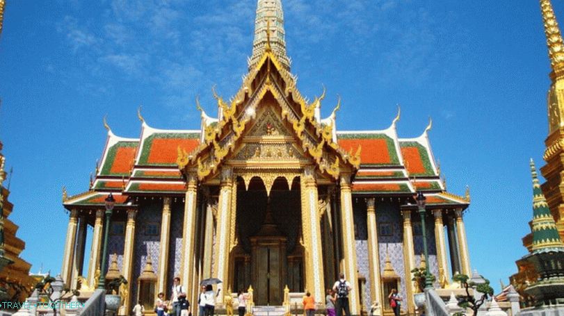 Prasat Phra Thep Bidon u Kraljevskoj palači u Bangkoku