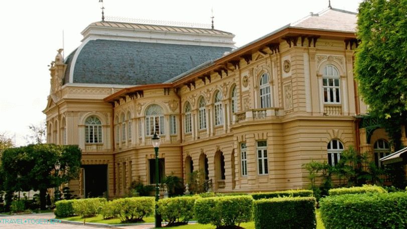 Boromphiman u kraljevskoj palači u Bangkoku