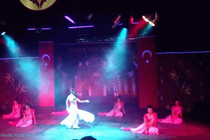 Kemer trbušni ples