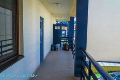 „”
