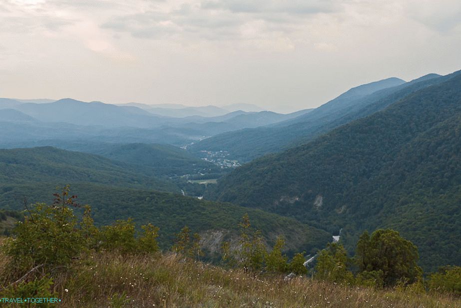 Pogled na cestu u smjeru Soči