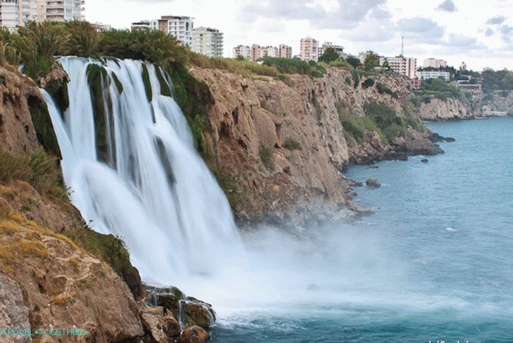 Donji vodopad Düden. Antalya.