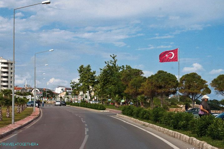 Samo grad Antalya.