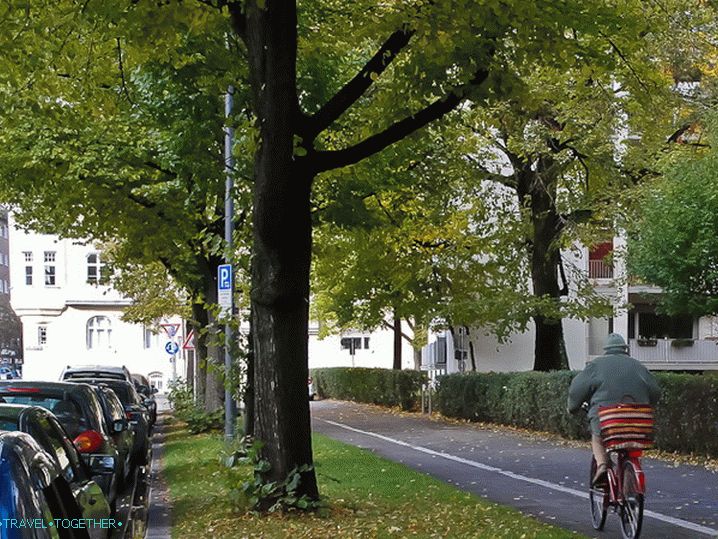 Biciklističke staze u Münchenu uz svaki pločnik