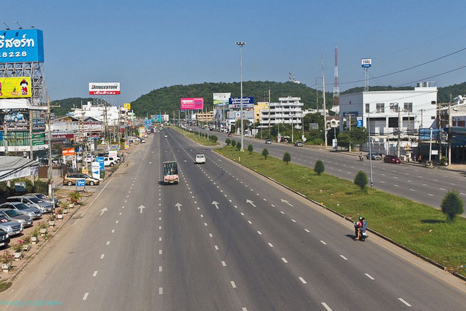 Središnja ulica Nakhon Sawana i staza