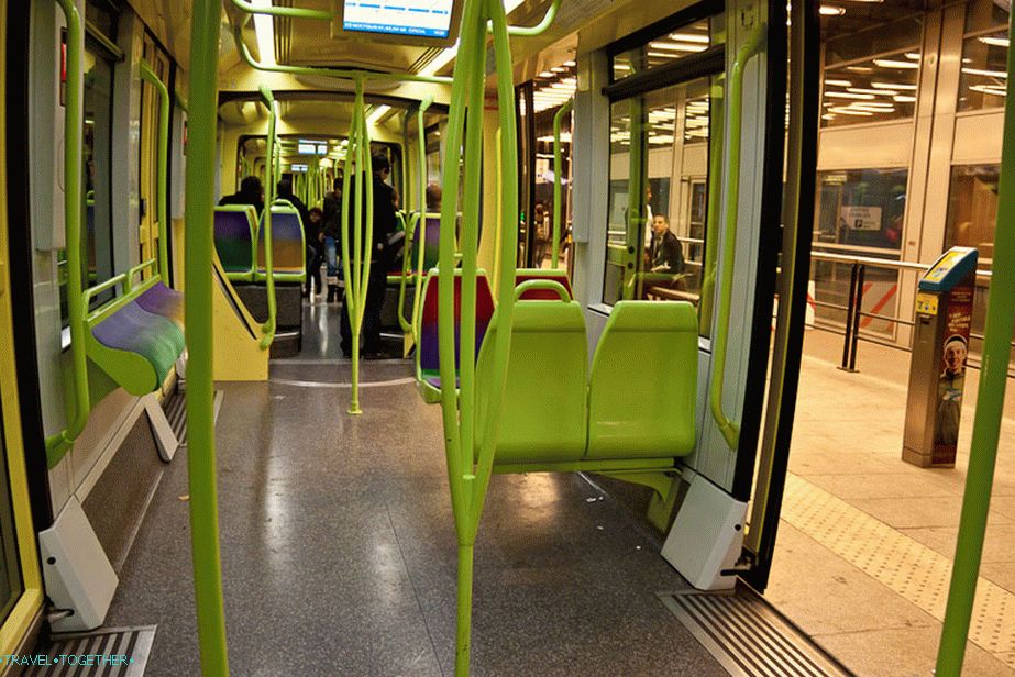 Ulaz u Grenoble tramvaj bez parochke
