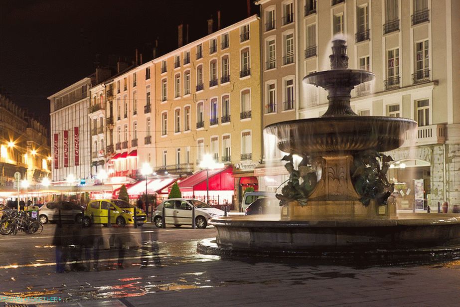 Noć Grenoble