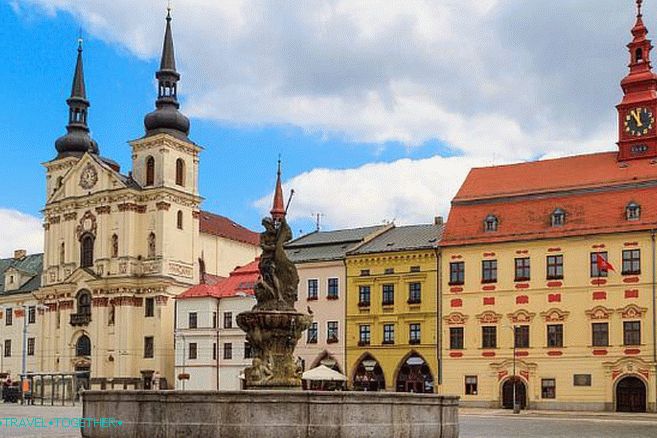 Jihlava Centar - Gradska vijećnica i Fontana Neptuna