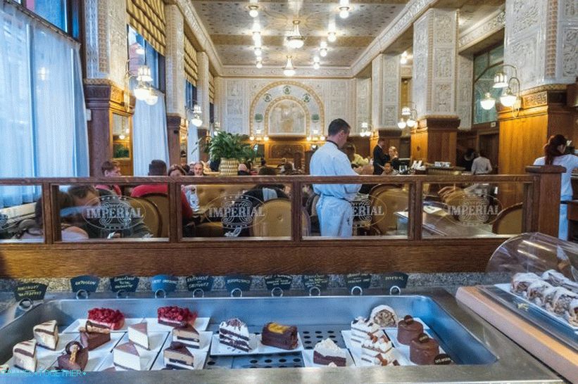 Cafe Imperial u Pragu - dječače, gdje su ti roditelji?