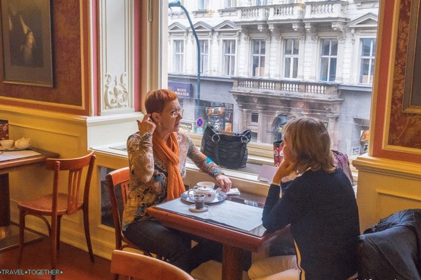 Cafe Louvre - mjesto za kulturni doručak u Pragu
