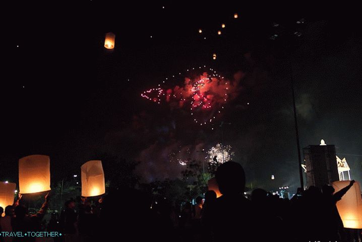 Nova godina u Tajlandu, festival vatrometa