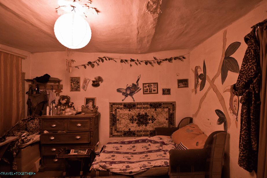 Elena's house
