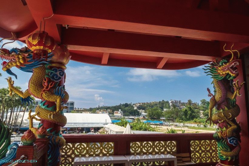 Kineski hram na plaži Kata je malo ugodno nalazište