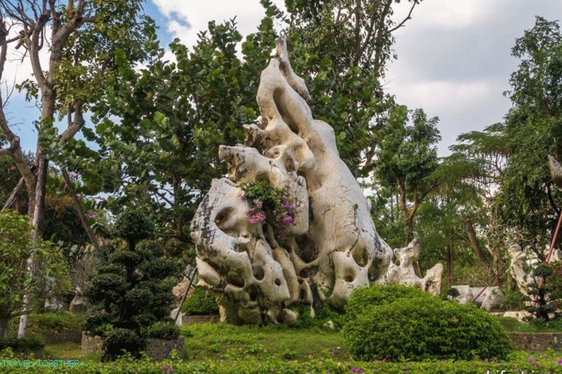 Farma krokodila u Pattayi i park milijuna godina kamenja - moji dojmovi