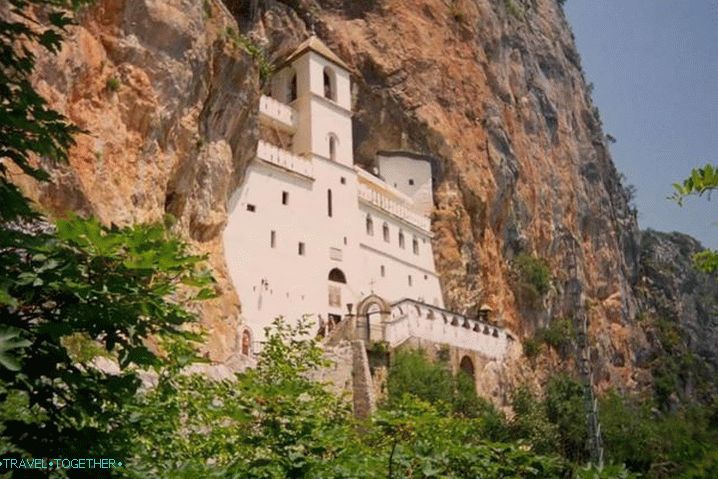 Crna Gora, Manastir Ostrog