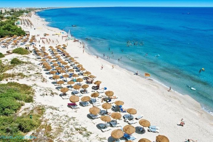 Tunis, poznat po svojim snježnobijelim plažama