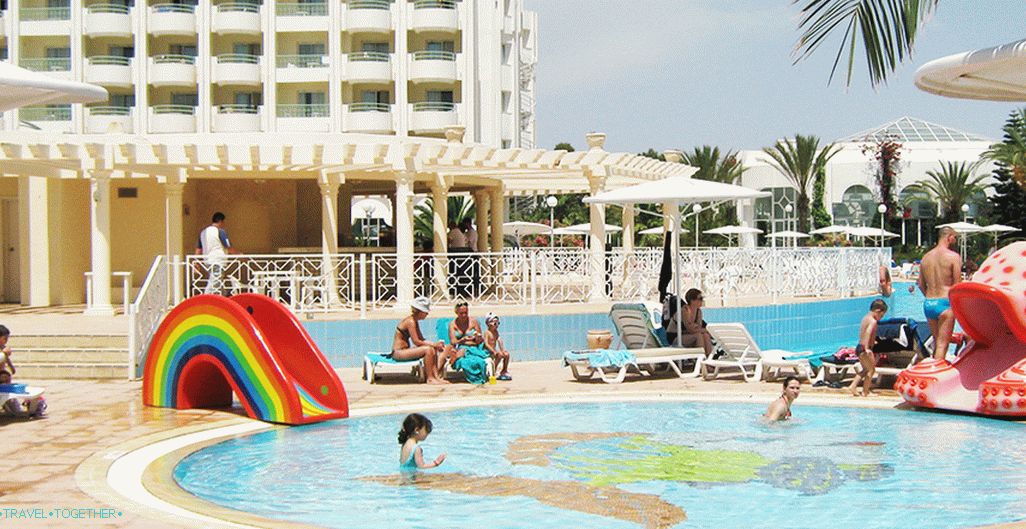Tunis s djecom