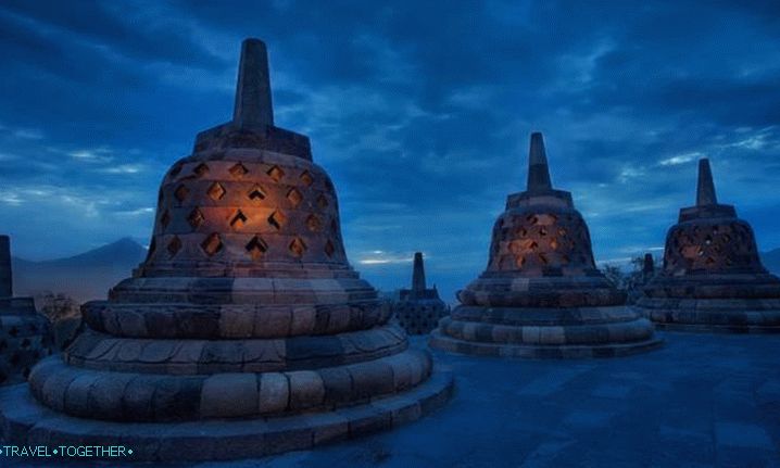 Indonezija, Borobudur na otoku Java