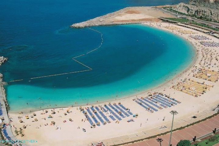 Kanarima, plažama Gran Canaria