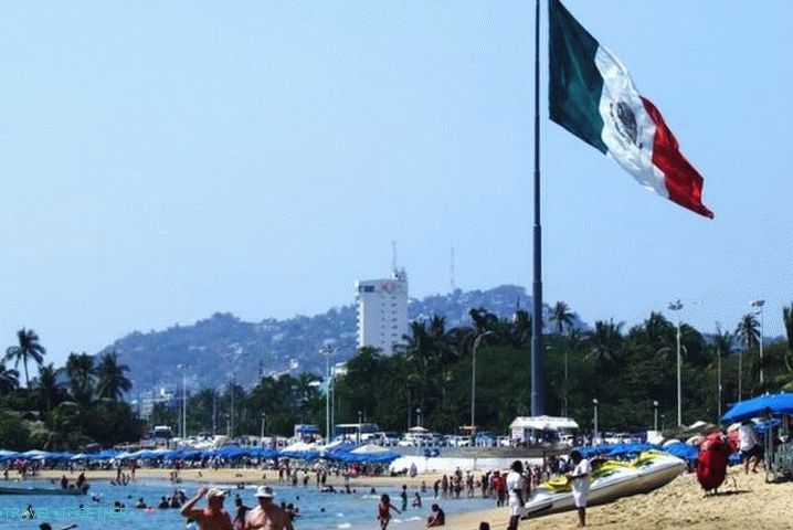 Meksiko, plaža u Acapulcu
