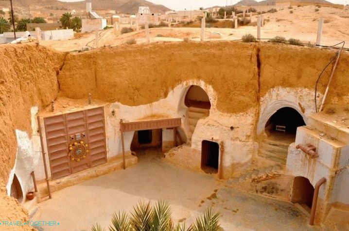 Tunis, grad Matmata, gdje žive domoroci Berbersa