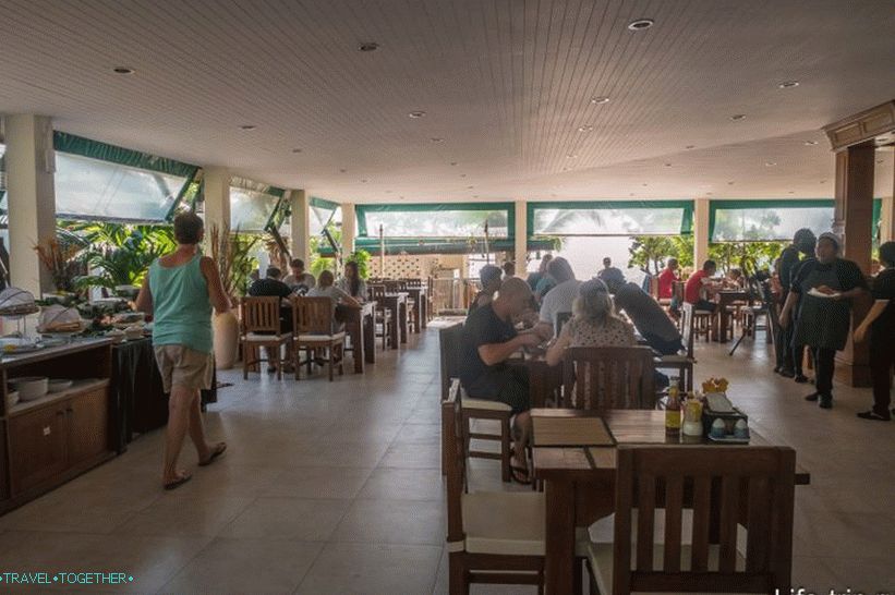 Restoran blizu mora