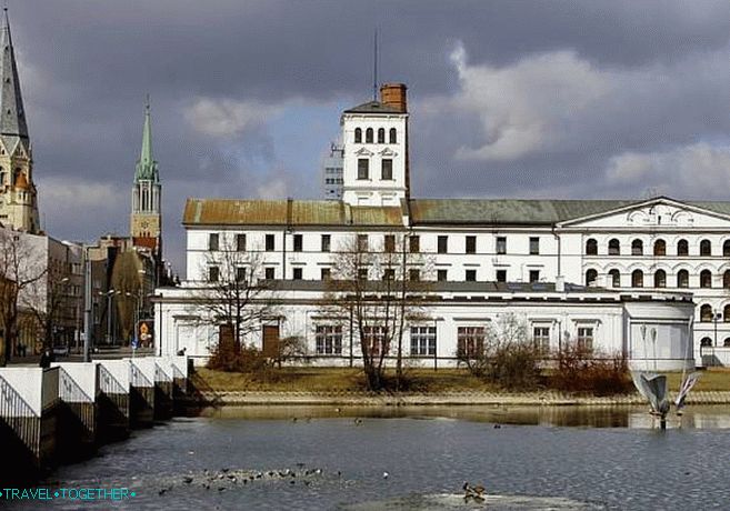 Bijela tvornica u Lodzu