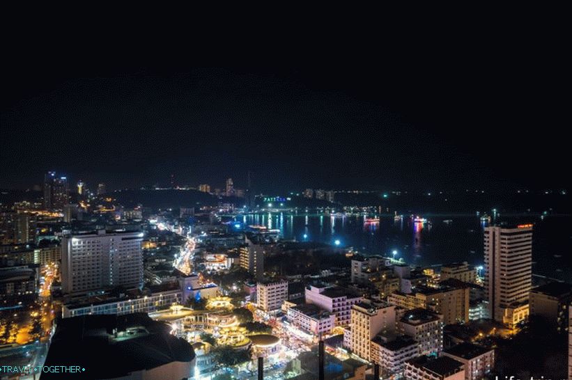 Pogled na noć Pattaya je također odličan