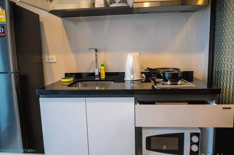 Najbolji apartman u Pattayi s bazenom na 32. katu i pogledom na more - Baza