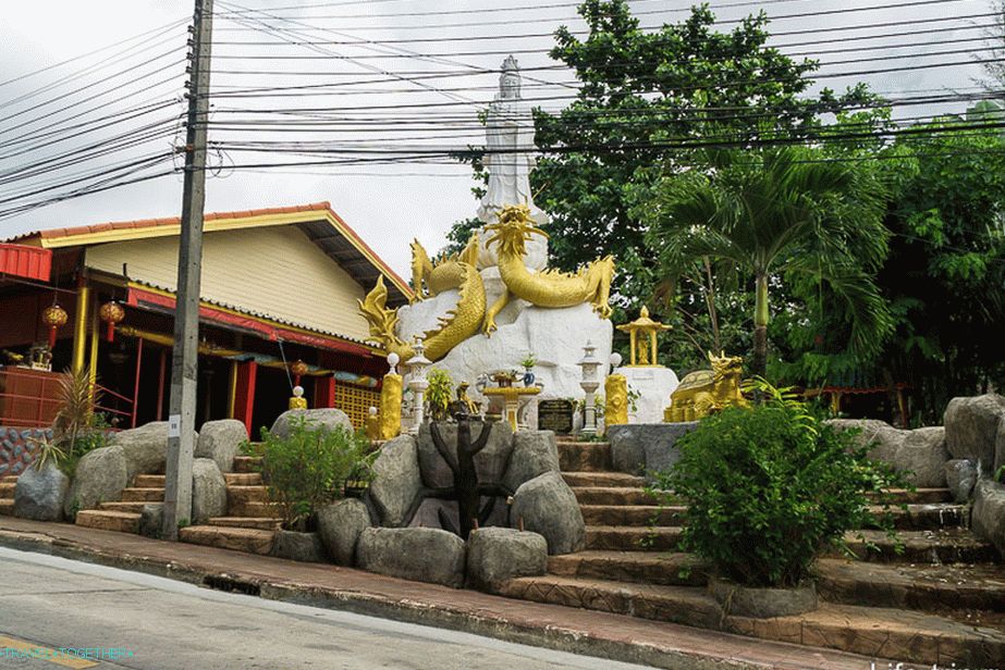 Kineski hram u Khao Laku