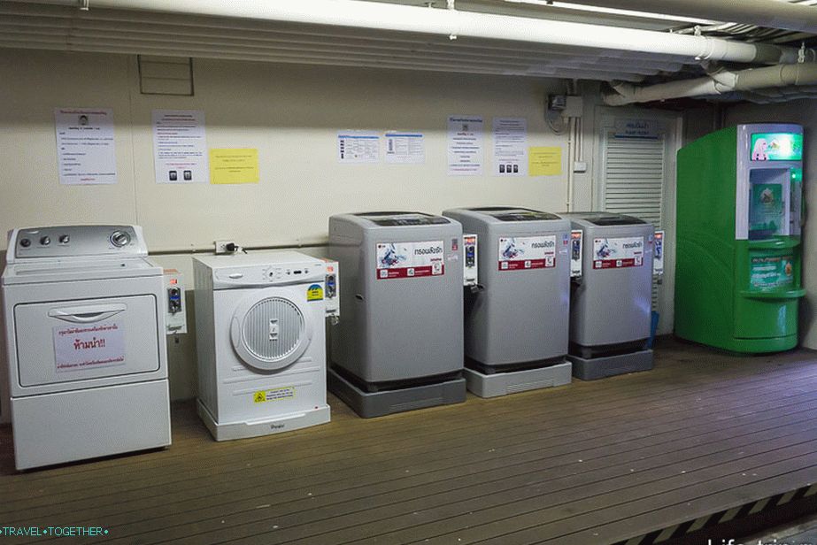 Strojevi za pranje rublja za one koji nemaju perilicu i vodenu podlogu