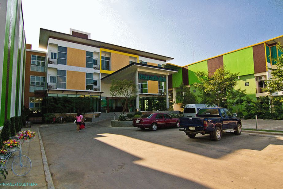 Jeftini hotel u Kampeng Pet - Green Park Hotel