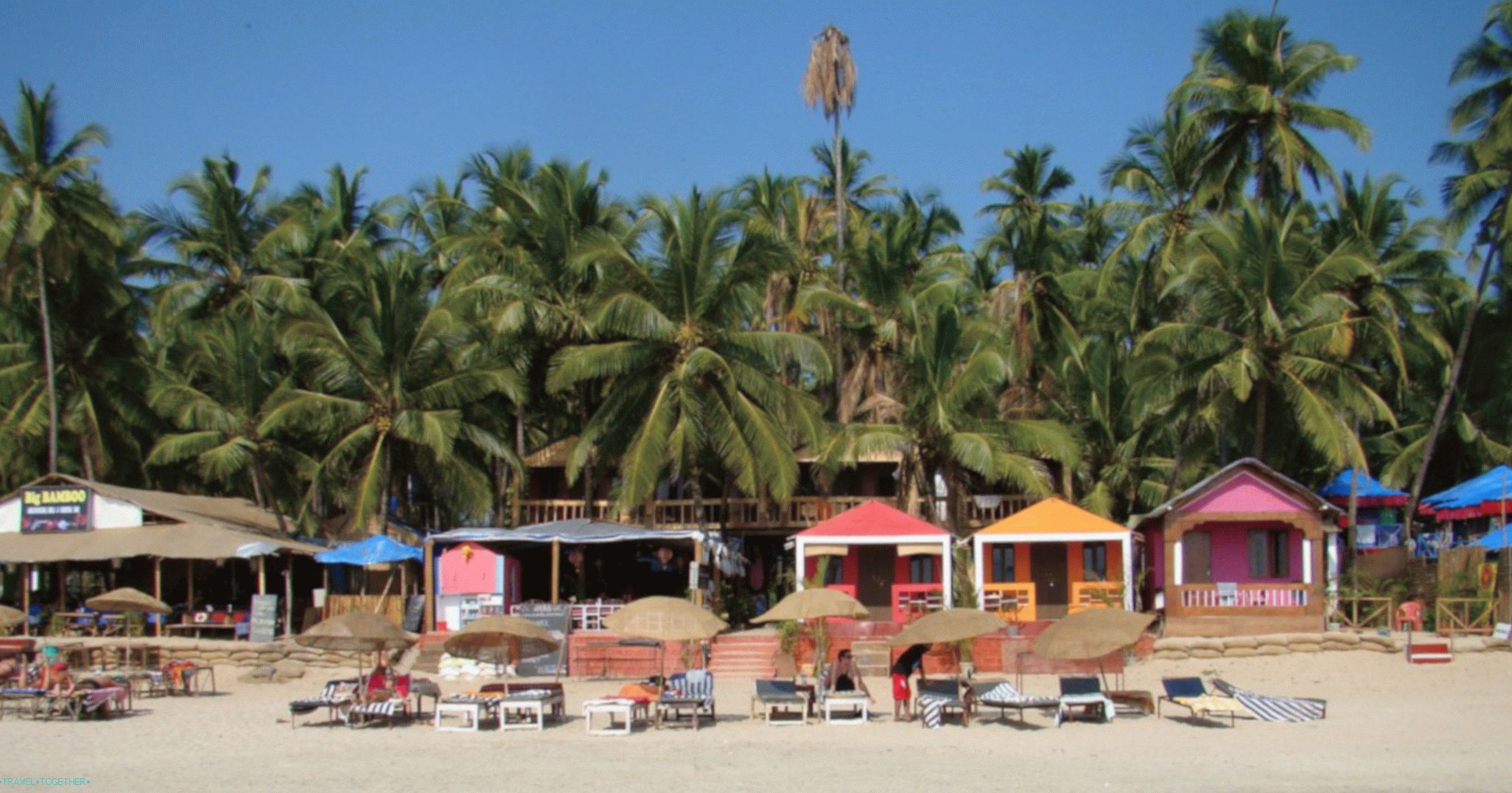 Indijska pješćana koliba obala Goa Tropic Beach