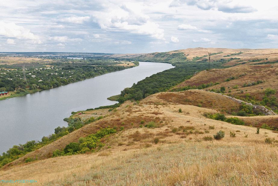 Pogled s planine Dvije sestre