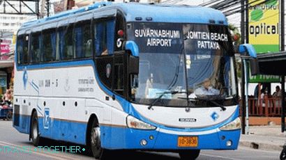 Redoviti autobus prvog reda u Tajlandu