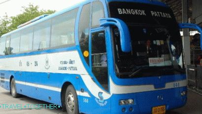 Redoviti autobus prvog reda u Tajlandu