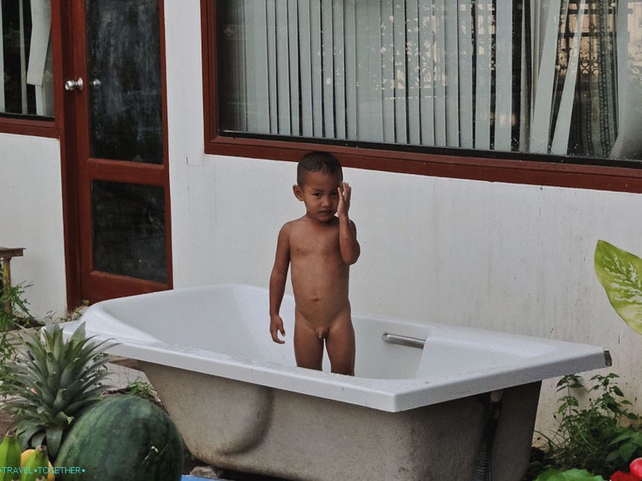 Beba u kadi na Phuketu