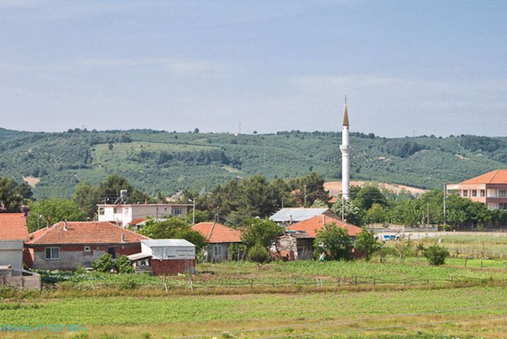 Džamija u selu Karasu